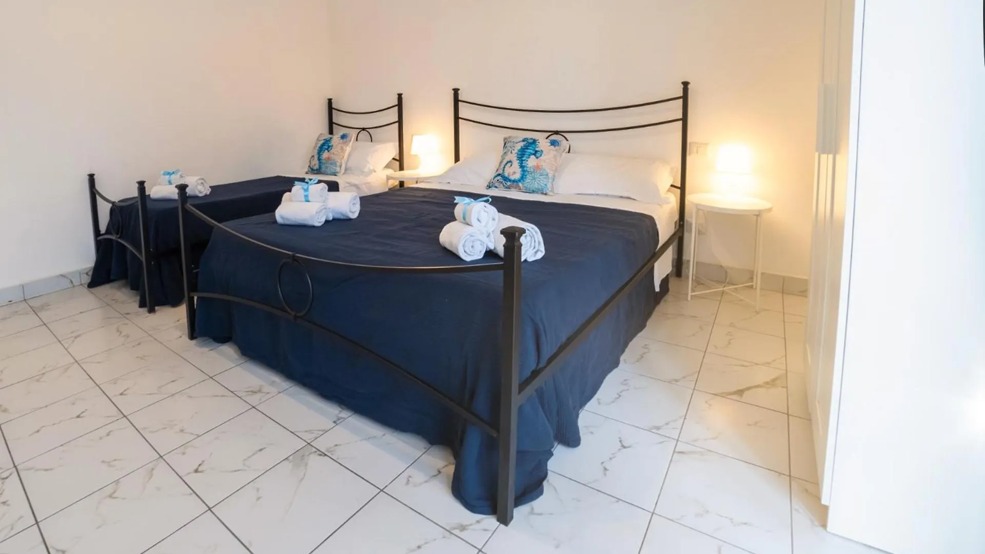 Nocleg ze śniadaniem Hippocampus B&B Giardini-Naxos Włochy