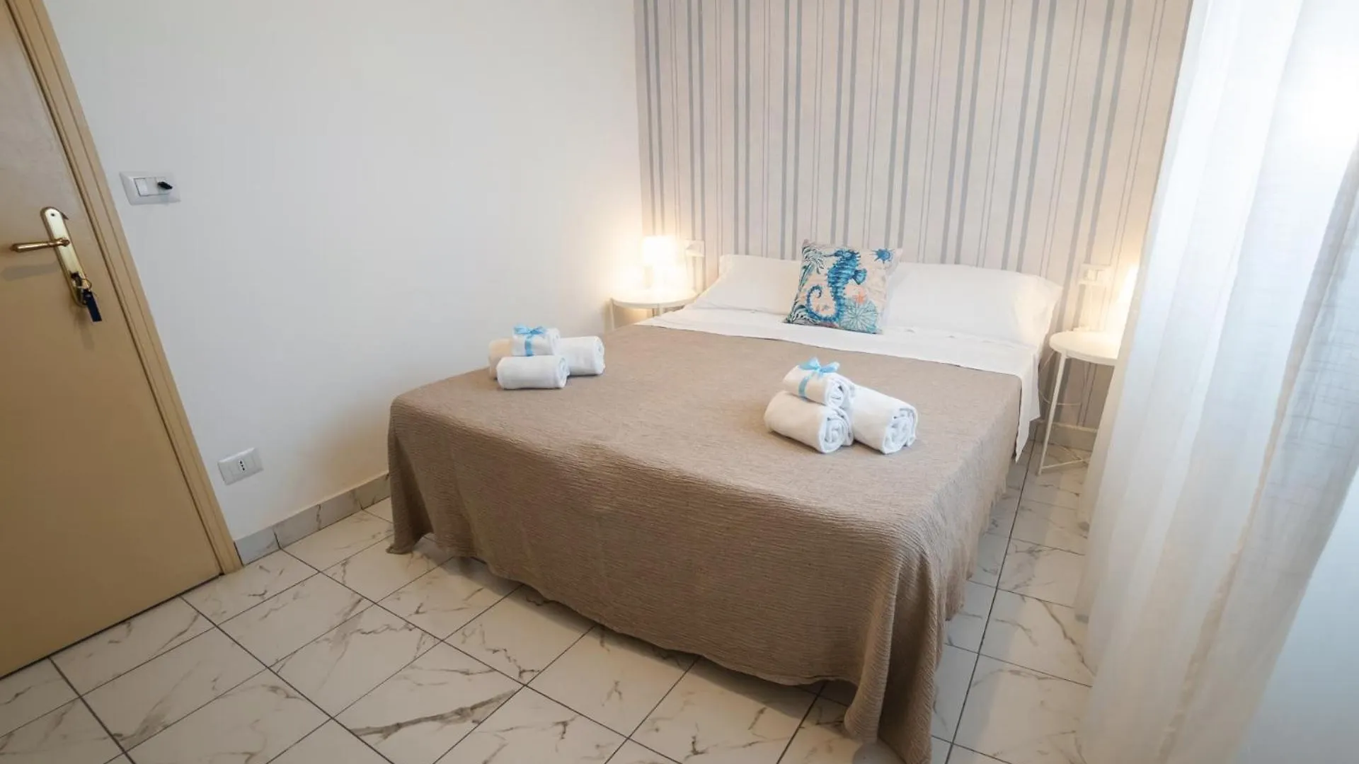 Hippocampus B&B Giardini-Naxos Nocleg ze śniadaniem